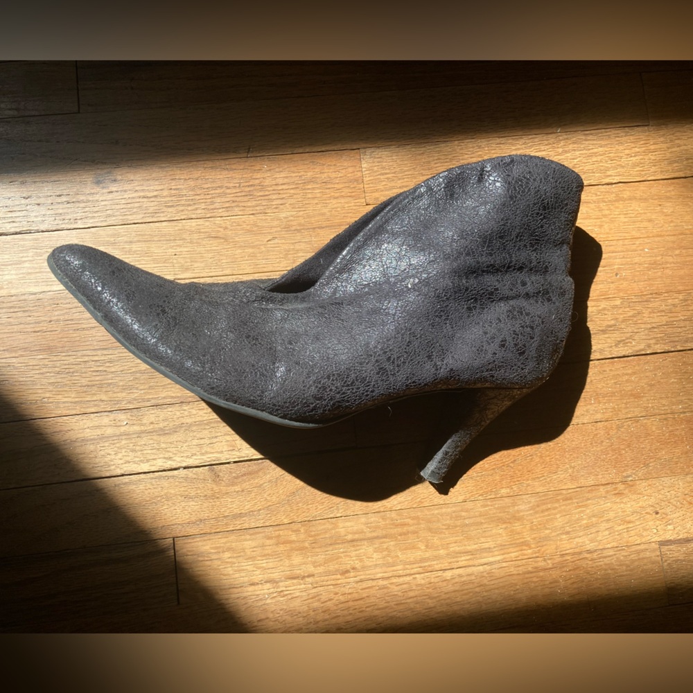 Comfortable Black Leather Women's Ankle Boots